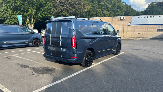 Ford Transit Custom 320 L1 Petrol Fwd 2.5 PHEV 232ps H1 Van Sport Auto - Image 10